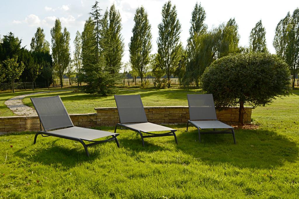 Le Clos Leonard Amboise Exterior photo