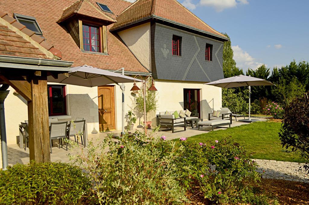Le Clos Leonard Amboise Exterior photo