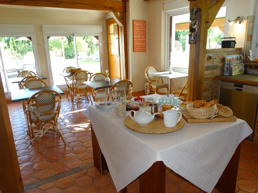 Le Clos Leonard Amboise Exterior photo