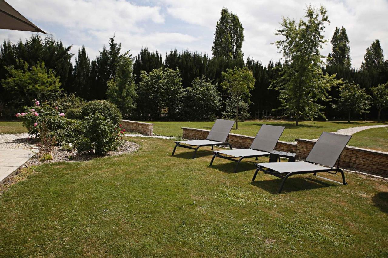 Le Clos Leonard Amboise Exterior photo